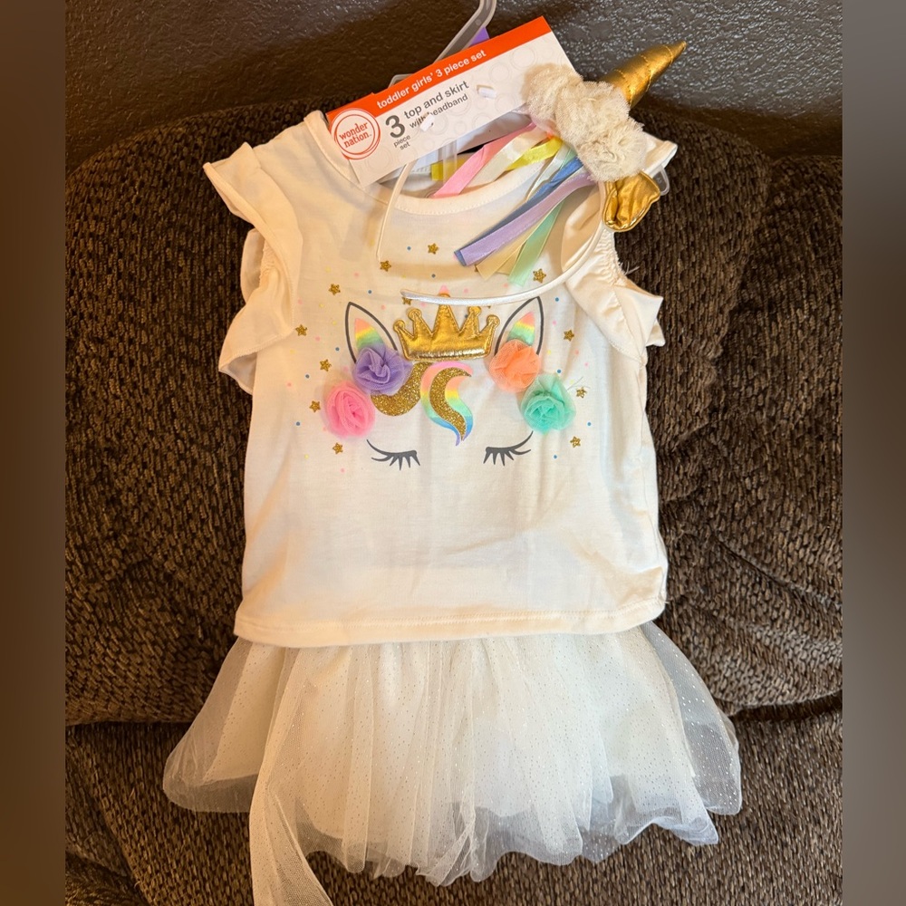 Wonder Nation Toddler Girl's Unicorn Set with Gold and White